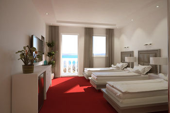 Park Hotel Crikvenica Bagian luar foto